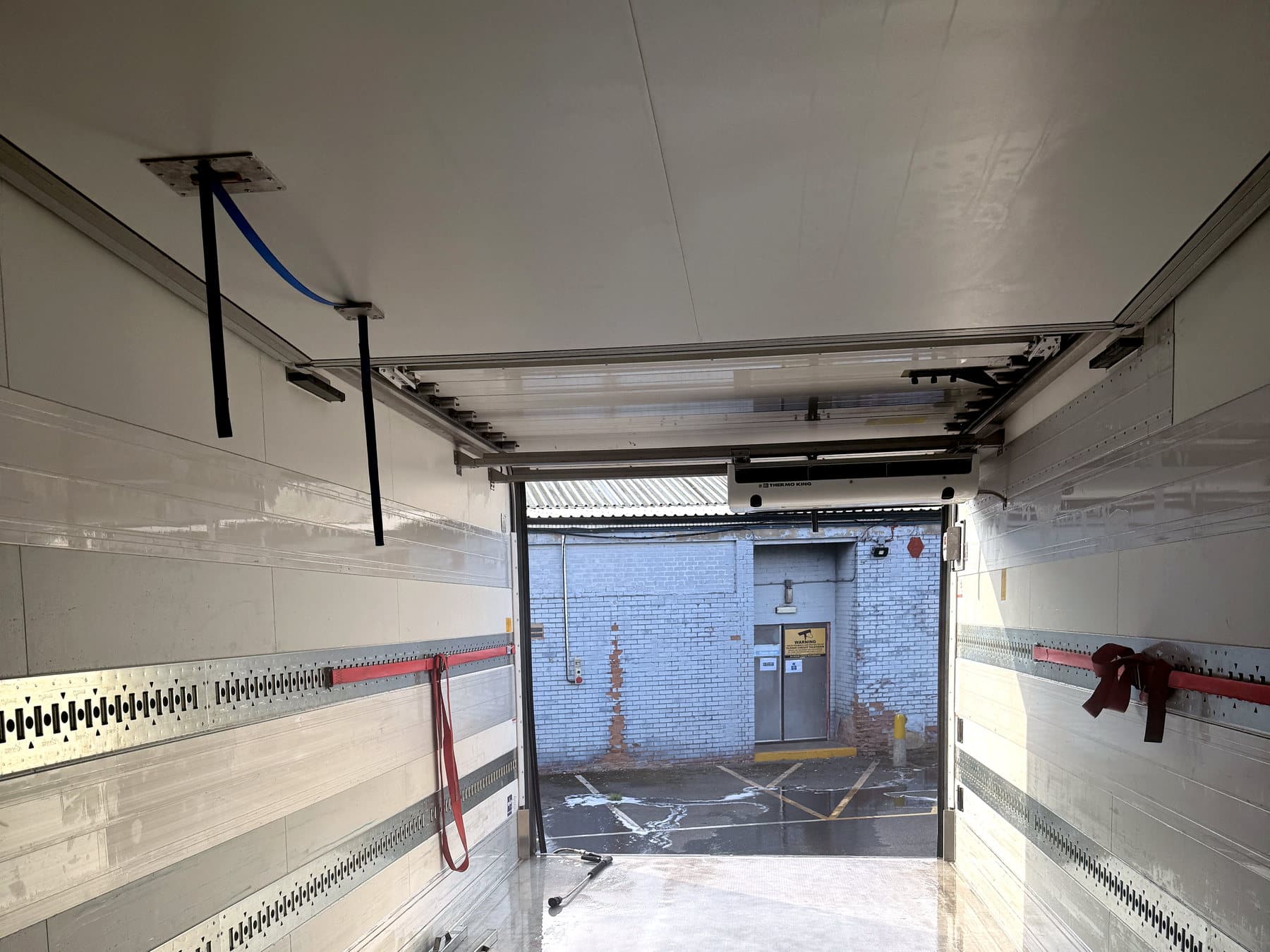 Clean commercial load space after internal washing